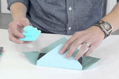 Perforadora WER para sobres y cartas